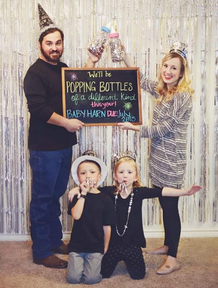 7-sparkly-pregnancy-announcements-to-start-new-years-eve